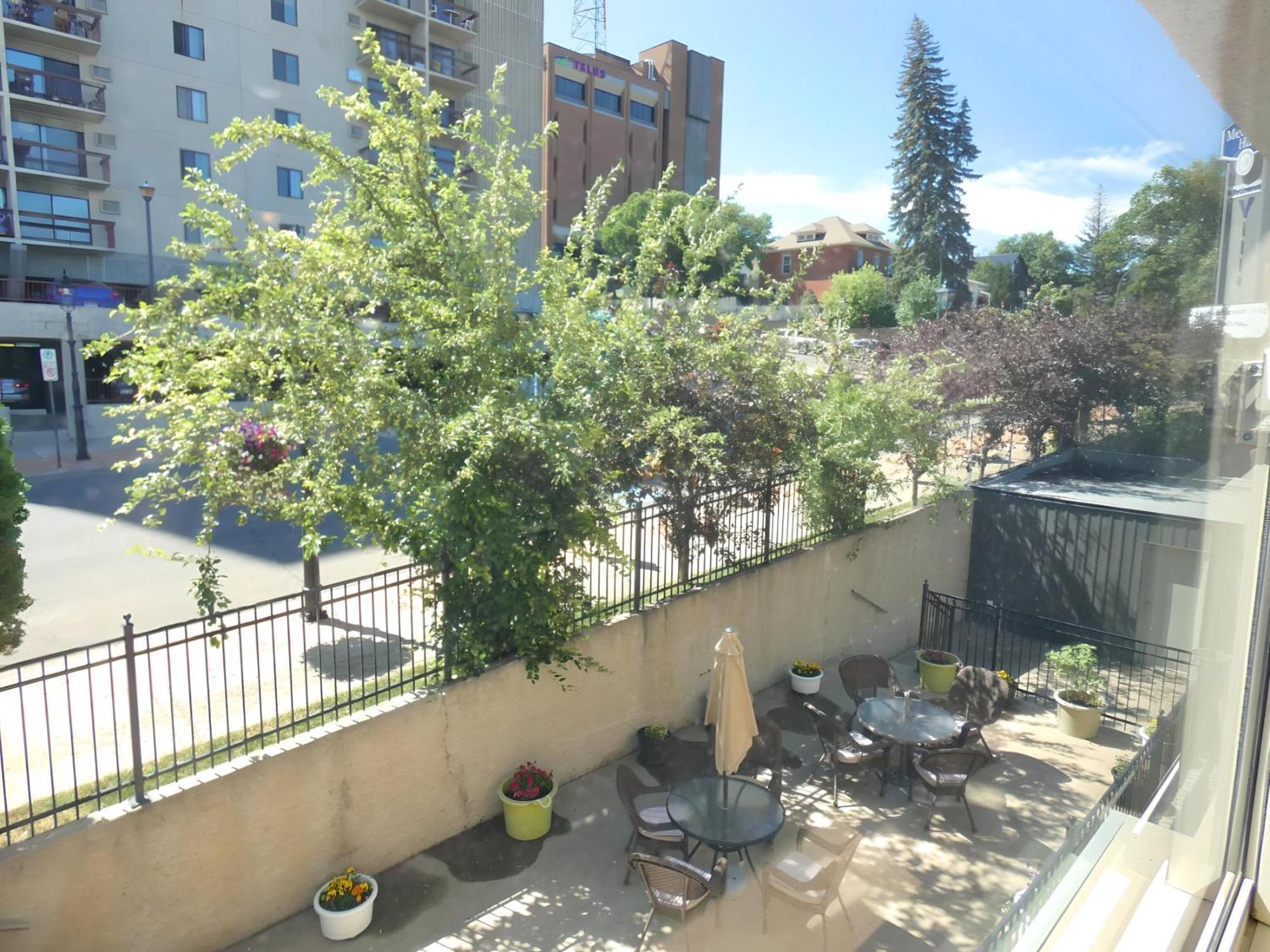 The Medicine Hat Villa מראה חיצוני תמונה